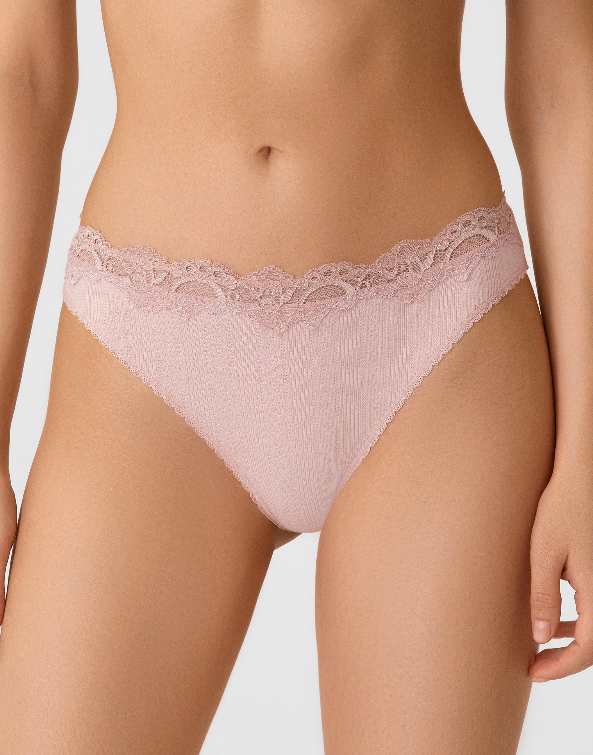 Комплект из 3 трусиков-бразилья со средней посадкой MD767