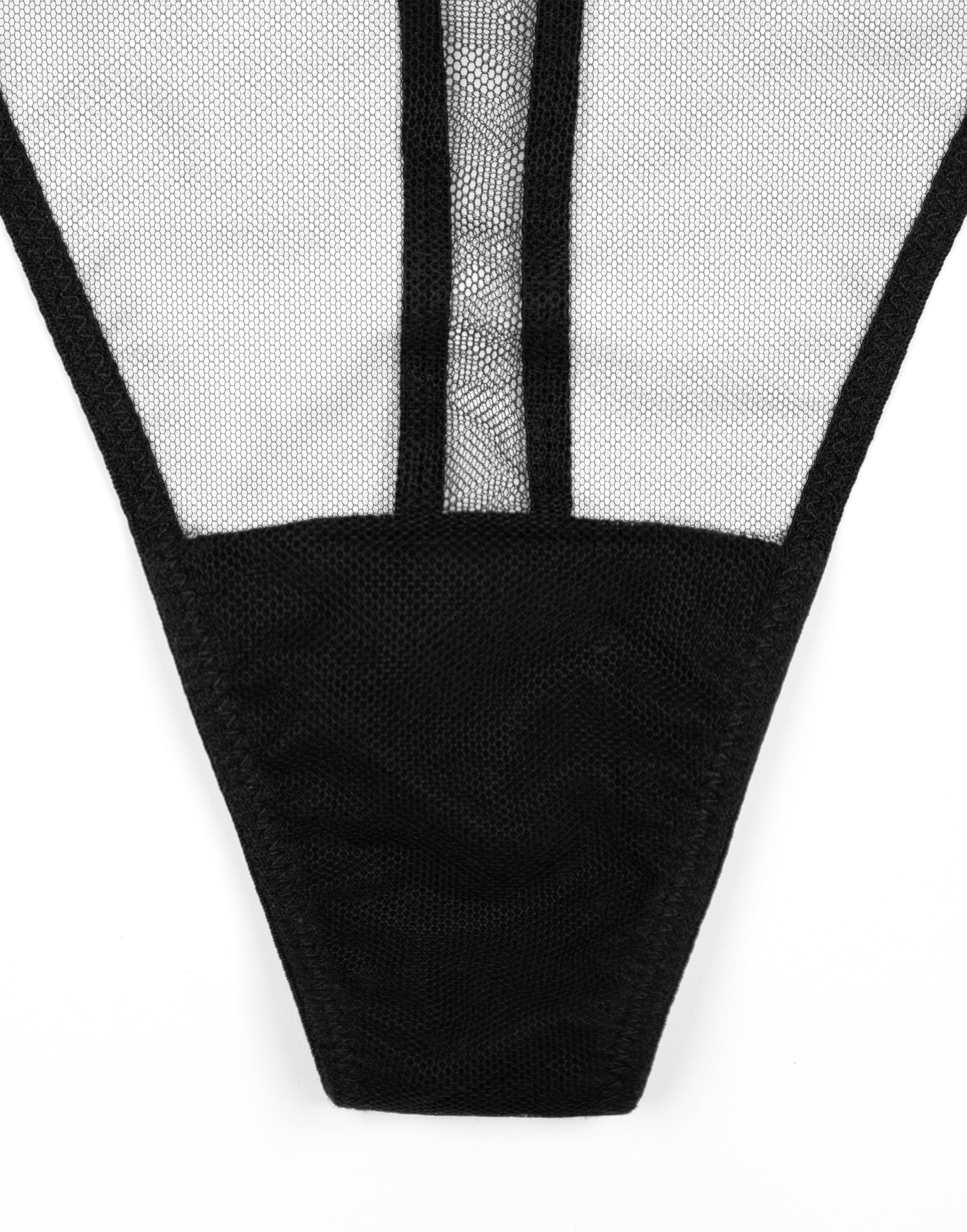 CD679 Стринги