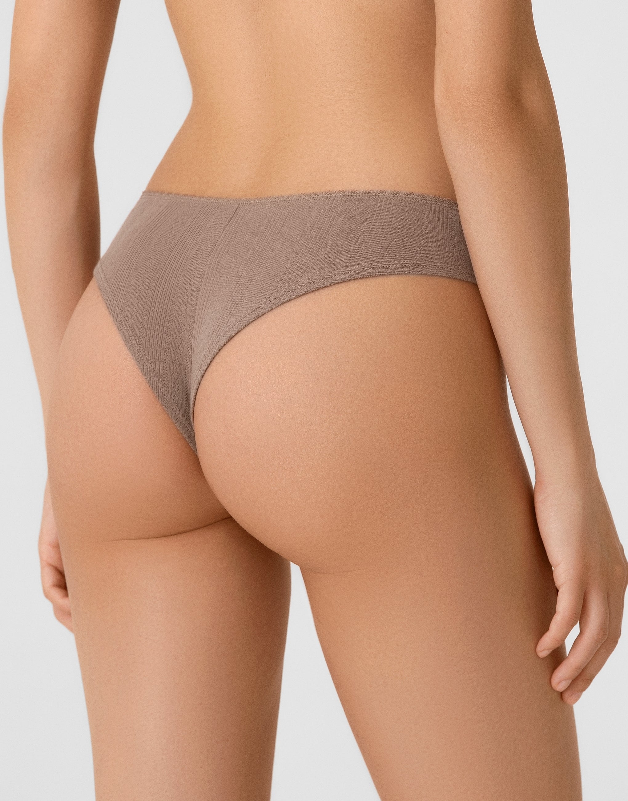 Комплект из 3 трусиков-бразилья со средней посадкой MD767