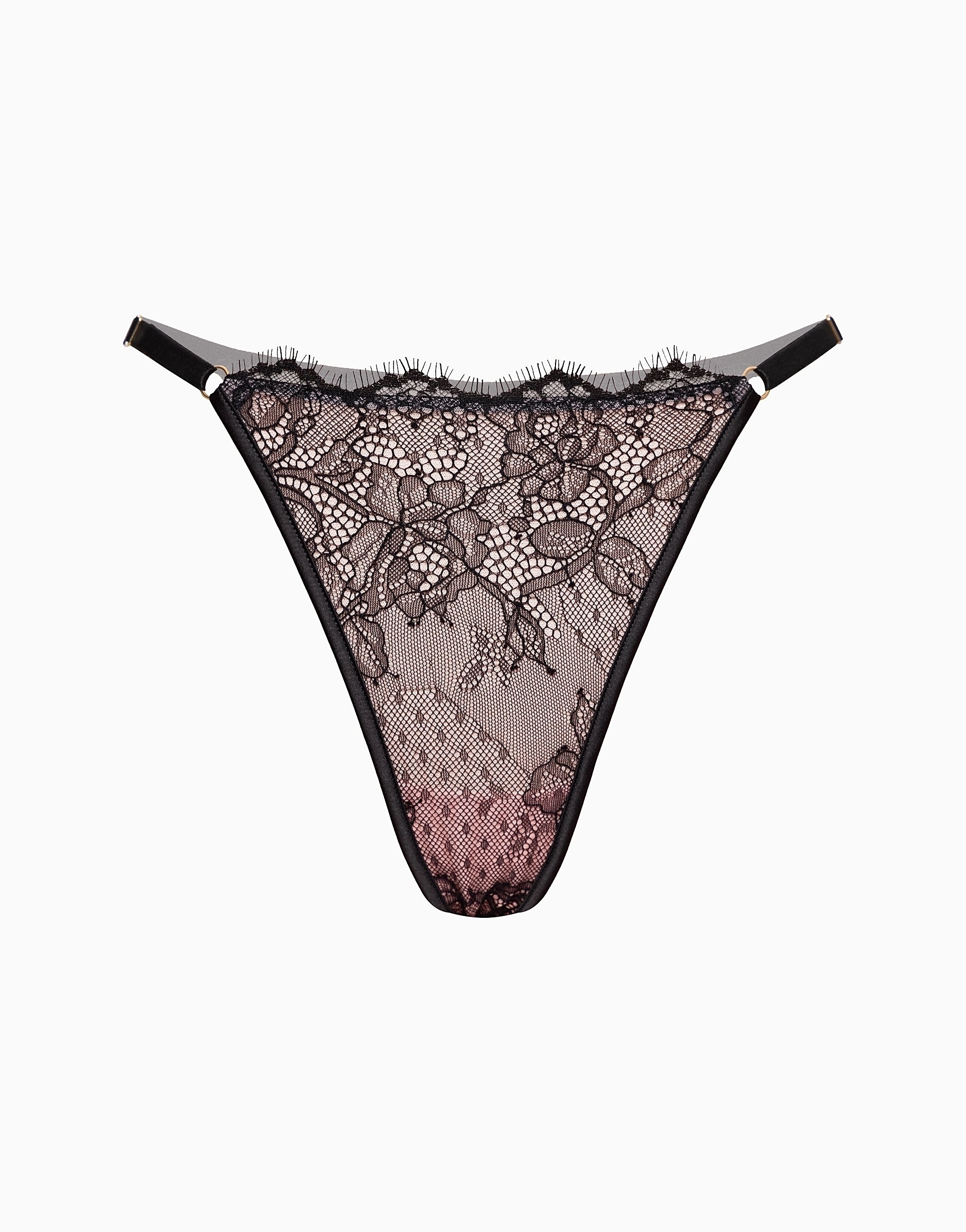 CD824 Стринги